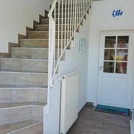 Bossis Hus Apartment